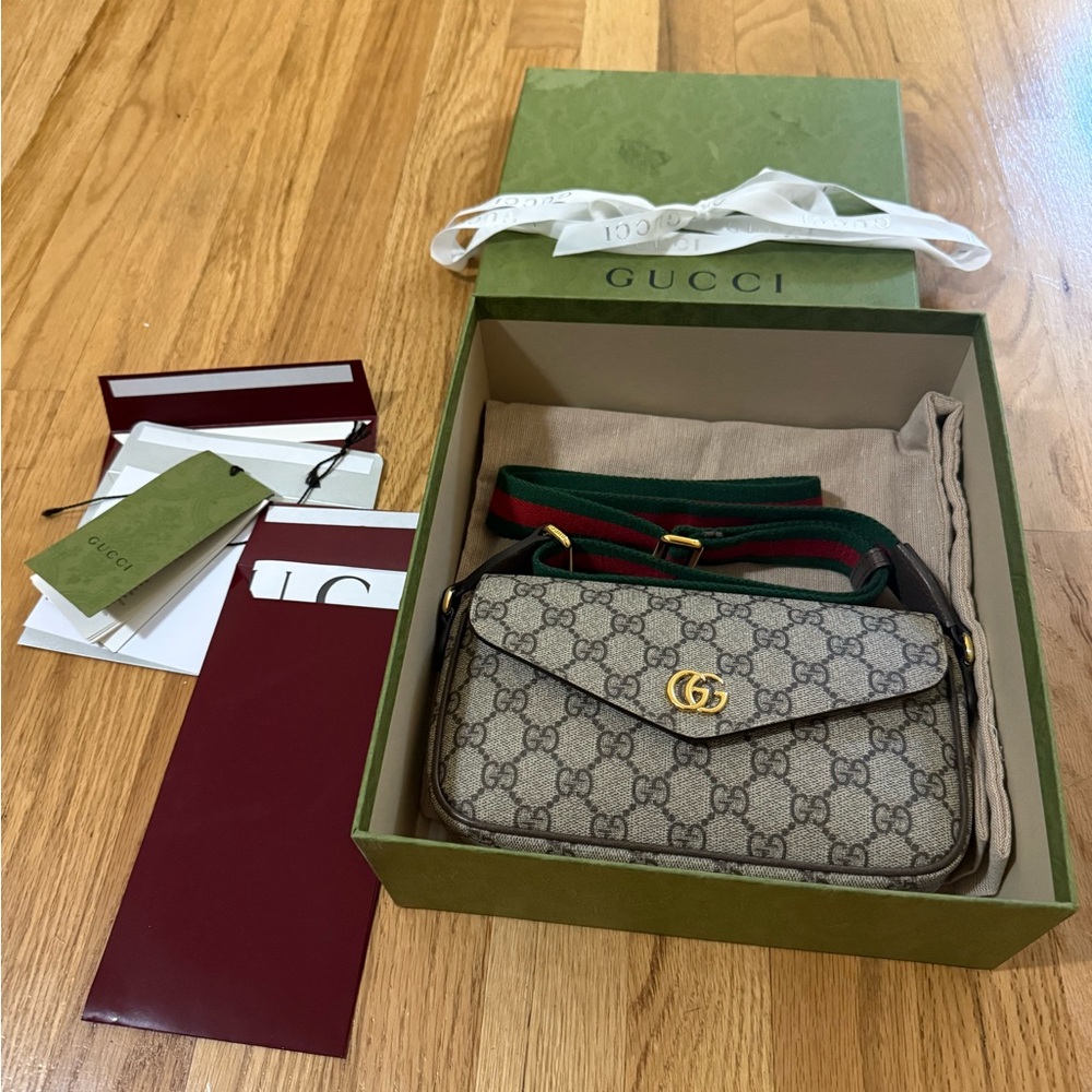 Gucci mini Ophidia pochette with Green and Red Strap